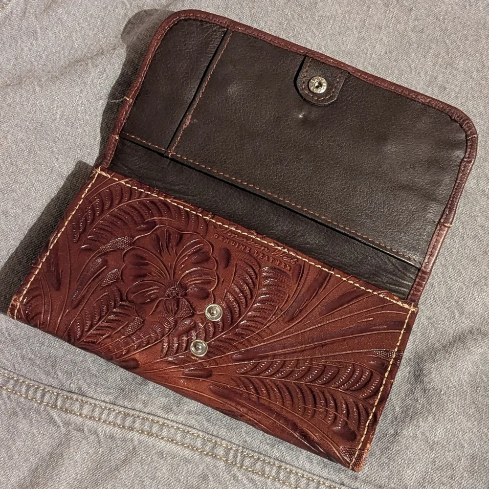 American West Brown Leather Shoulder Bag with Turquoise Accents - Picture 6 of 14